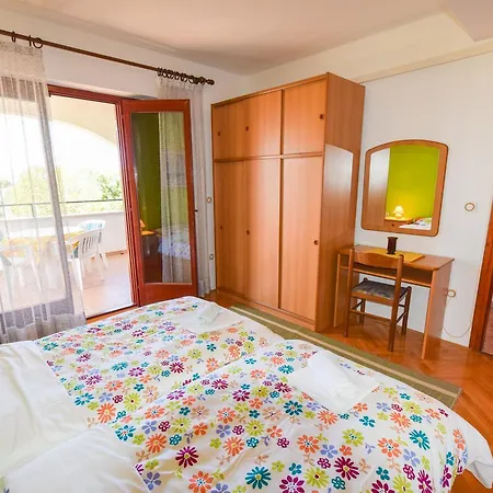 Drago Apartment